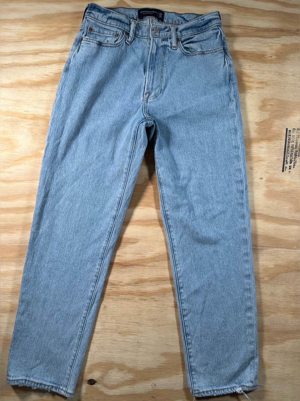Abercrombie & Fitch Athletic Loose Jeans 29x30 Light Wash Vintage Stretch Denim